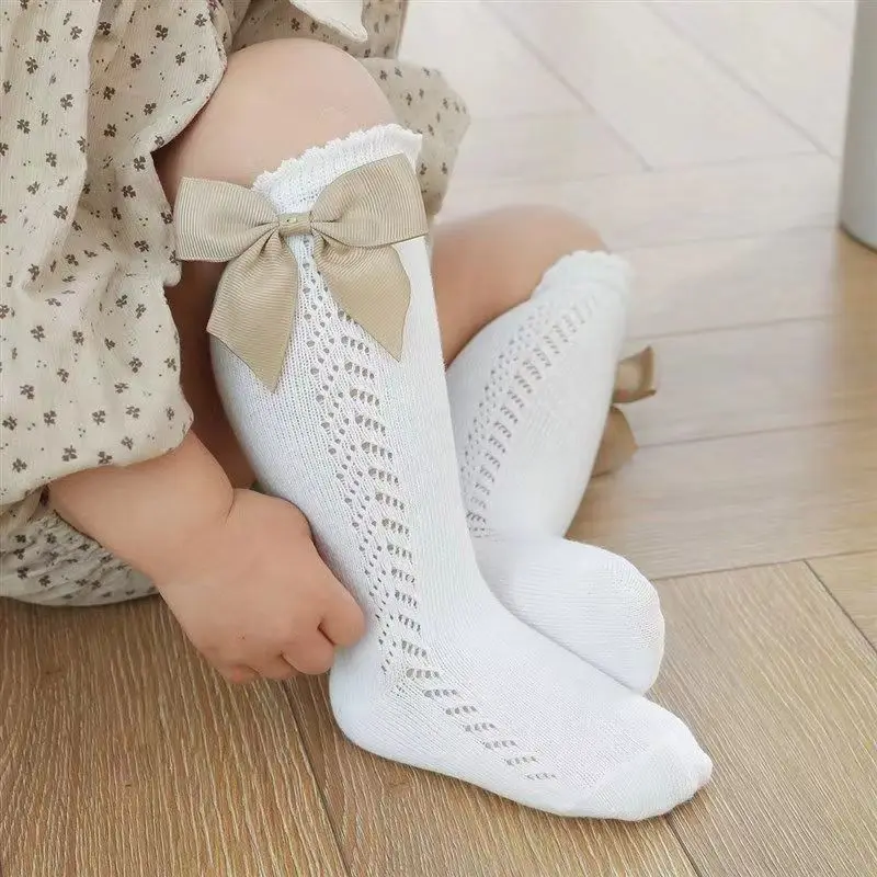 Newborn Socks Summer Thin Mesh - مراجعة Baby Sock Oximeter وسعره