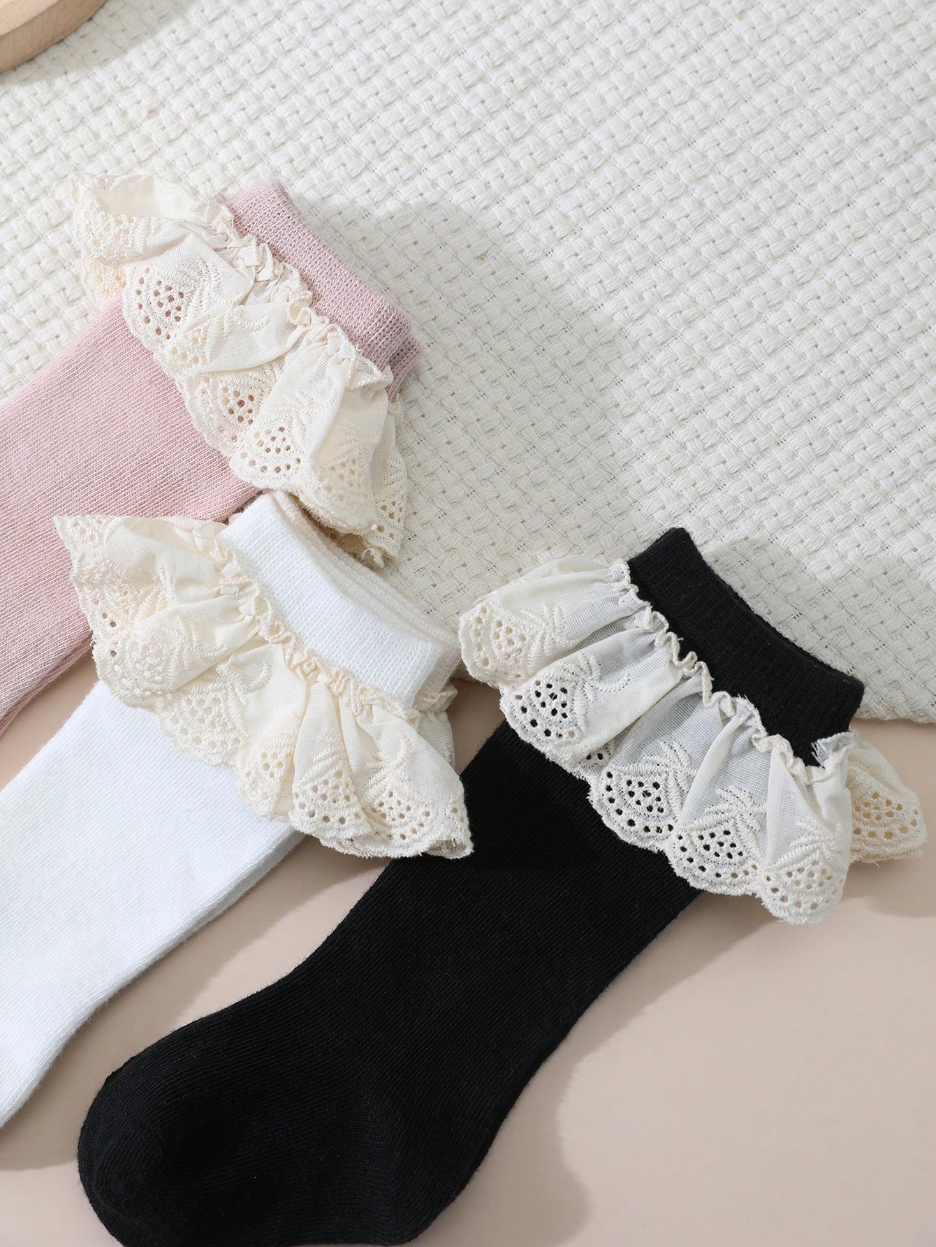 3Pairs Toddler Girls Lace Ruff - مراجعة Baby Sock Oximeter وسعره